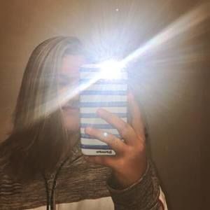 Meet your Posher, Brooke